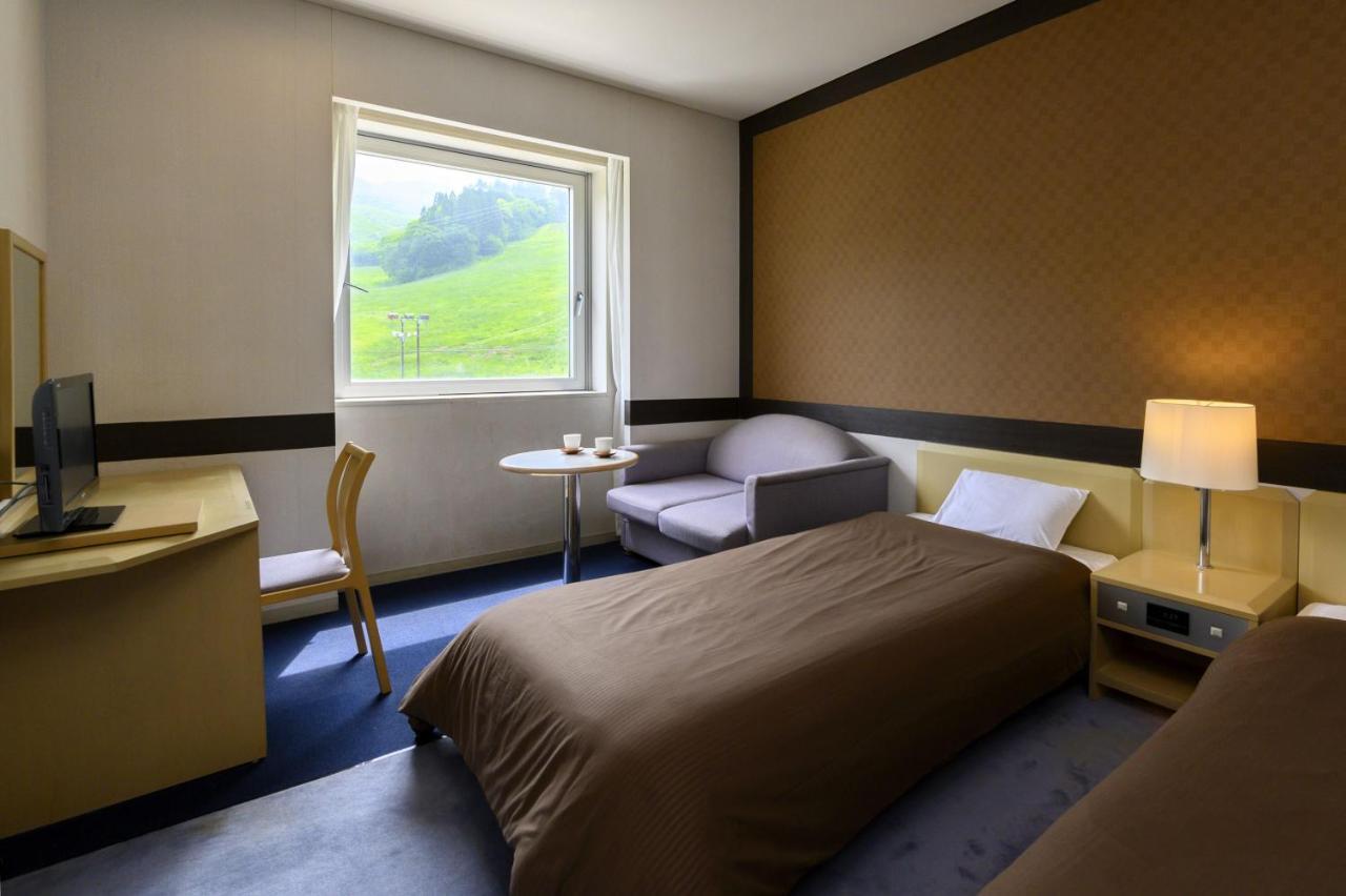 Takamiya Hotel Rurikura Resort Yamagata  Extérieur photo