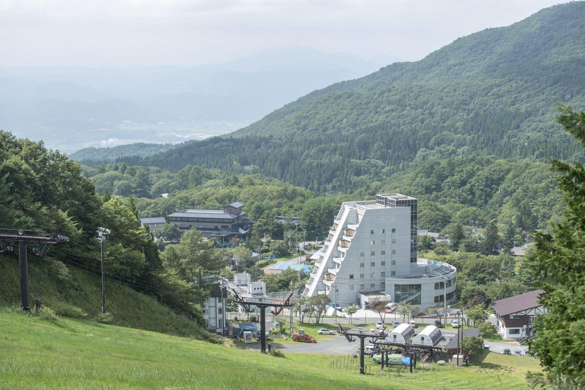 Takamiya Hotel Rurikura Resort Yamagata  Extérieur photo