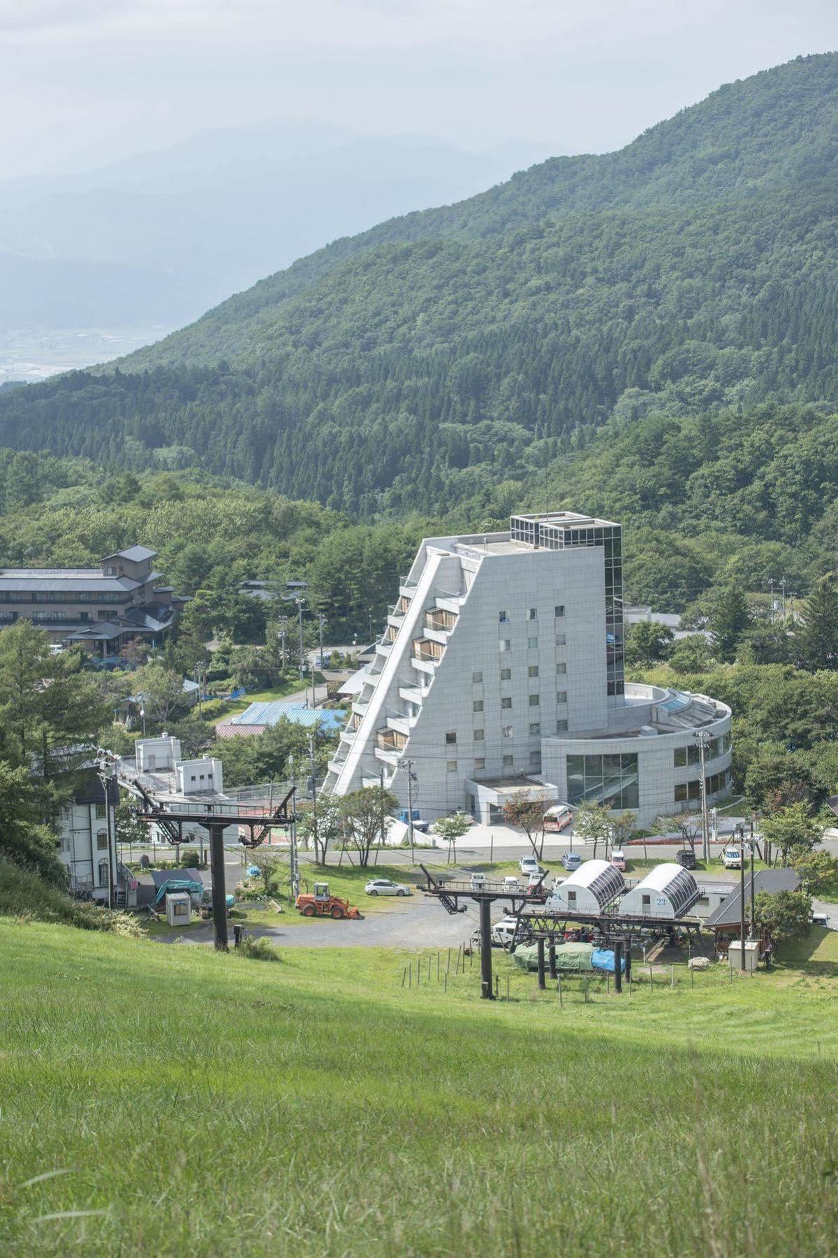 Takamiya Hotel Rurikura Resort Yamagata  Extérieur photo